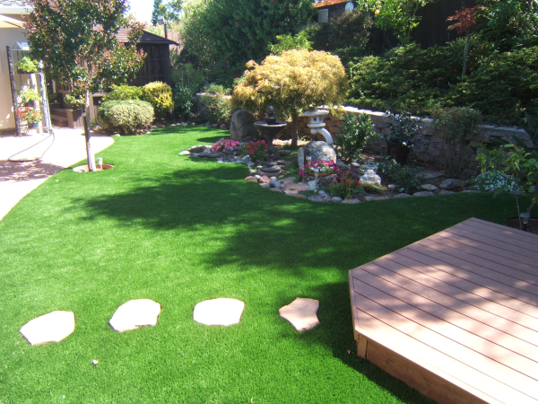 Fake Grass, a synthetic turf lawn to improve property value